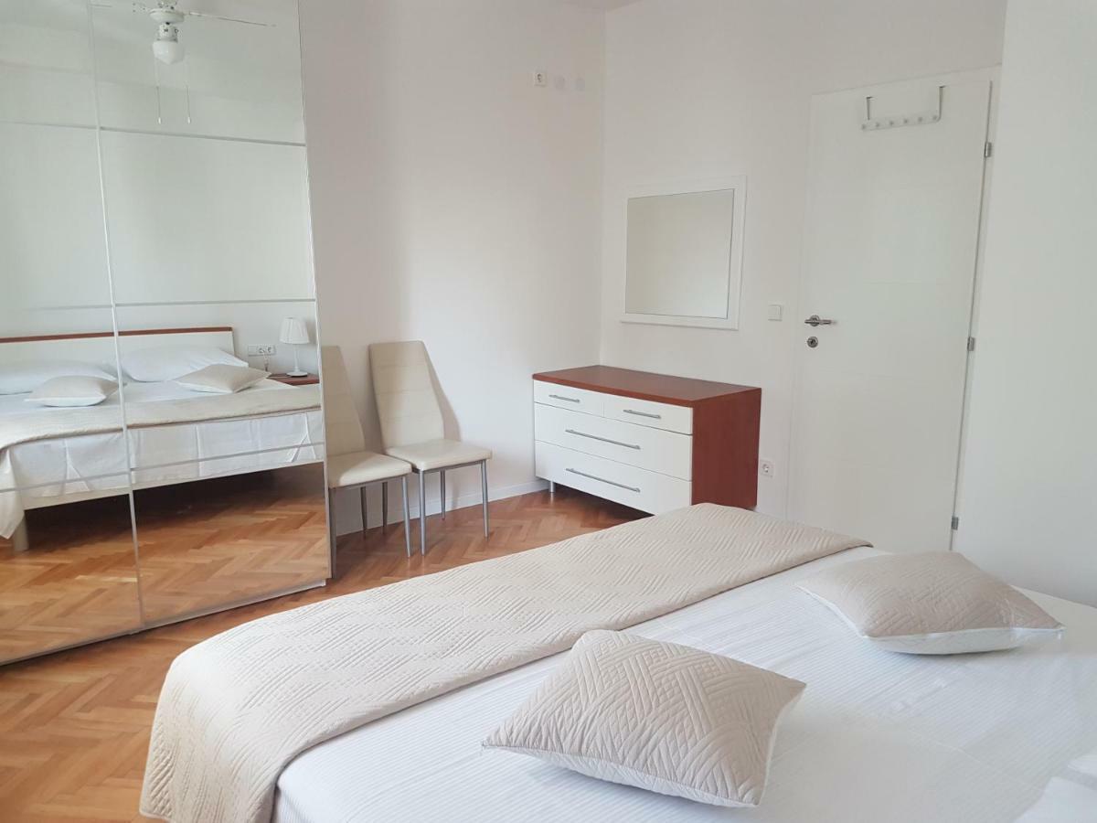Sea View Apartment With A Huge Terrace Pisak Buitenkant foto