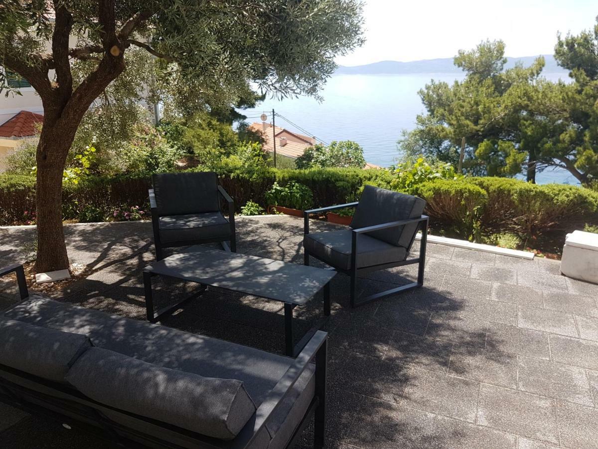 Sea View Apartment With A Huge Terrace Pisak Buitenkant foto